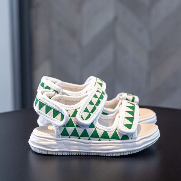 Нов модел детски сандали с шарка -бял и черен цвят