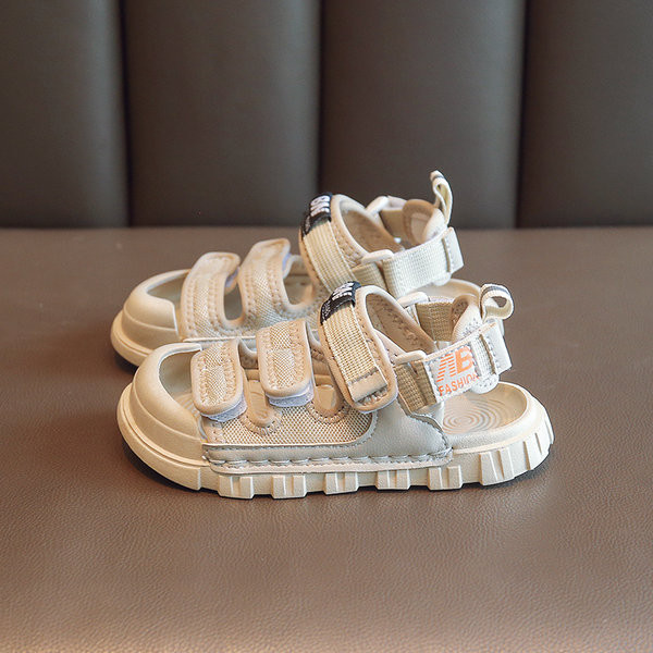 Детски сандали от плат и велкро лепенки