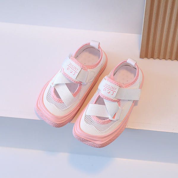 Спортно-ежедневни сандали от мрежеста материя