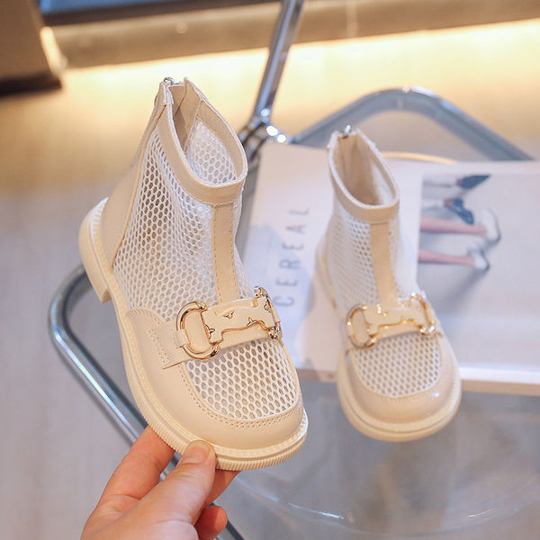 Детски затворени летни обувки с метален елемент за момичета 