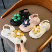 Детски гумени сандали с декорация цвете