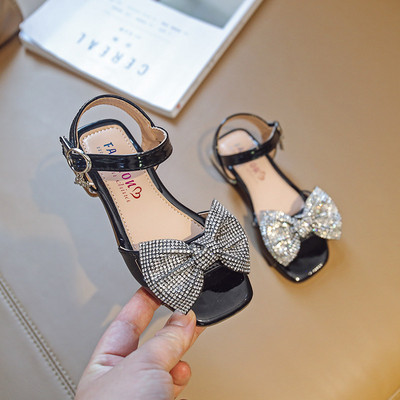 Детски сандали с камъни и панделка