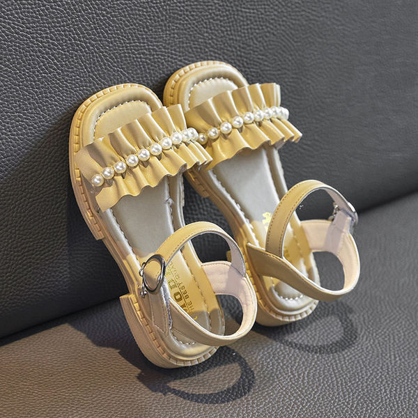 Детски сандали с перли в бял и зелен цвят 