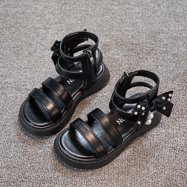 Сандали за момиче в римски стил с панделка и перли