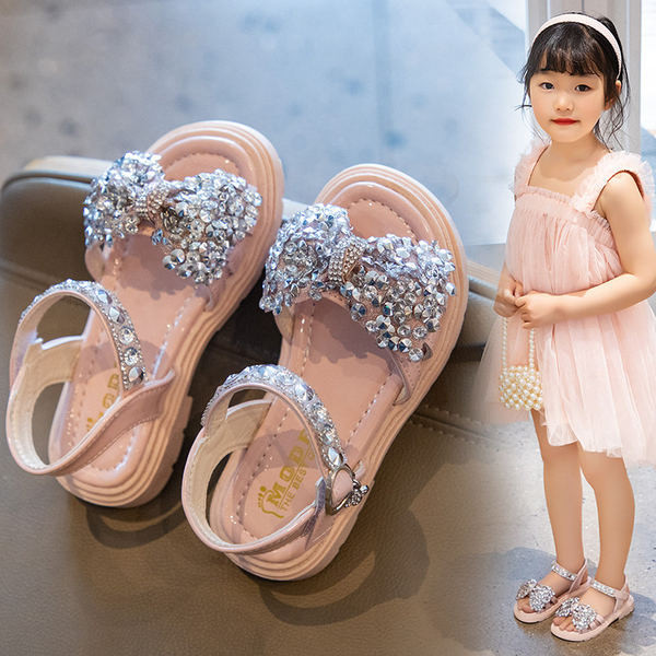 Нов модел детски сандали с камъни за момичета