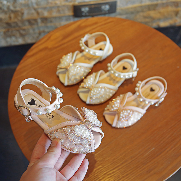 Детски сандали с панделка и перли