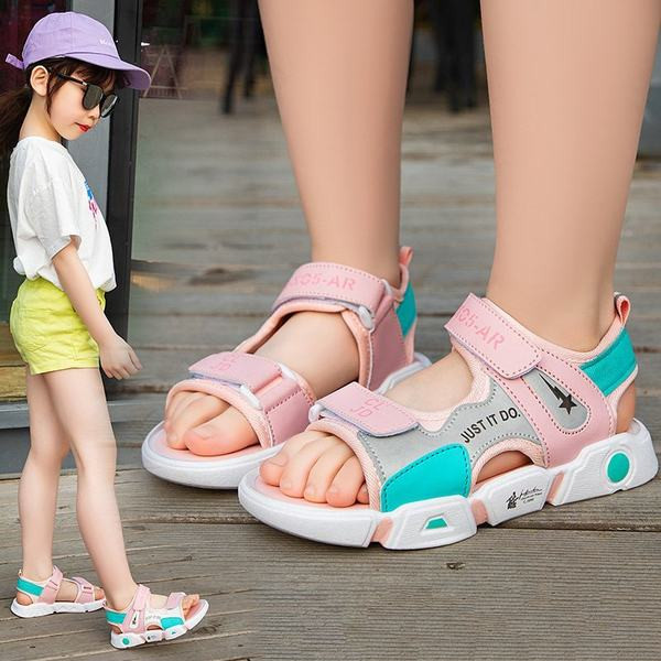 Детски цветни сандали с лепенки 