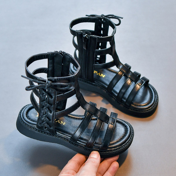 Детски сандали от изкуствена кожа с цип