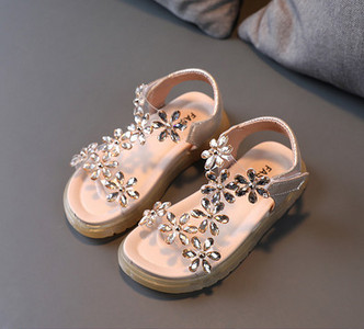 Нов модел летни детски сандали с камъни за момичета