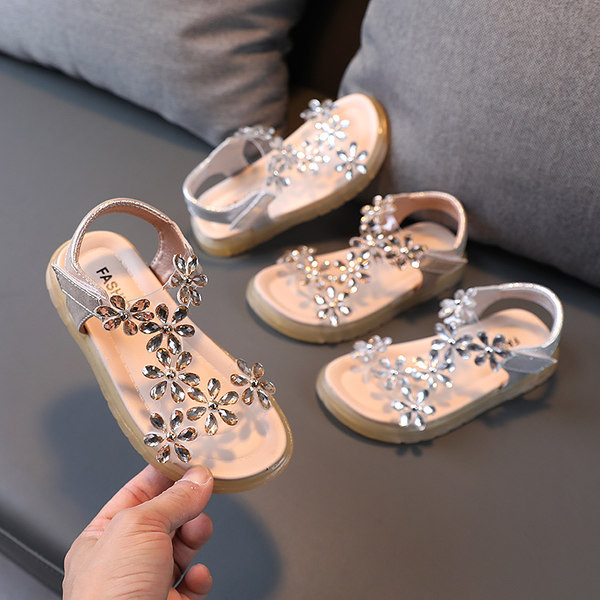 Нов модел летни детски сандали с камъни за момичета