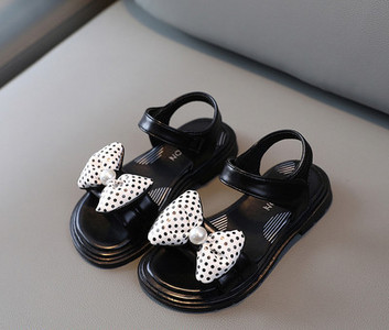 Сандали за момичета с текстилна панделка и перла