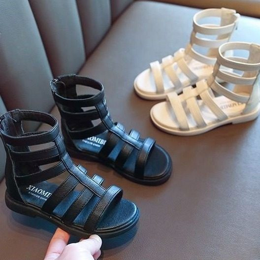 Ежедневни детски сандали с кожени каишки