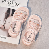 Кожени сандали за момичета с велкро закопчаване и метален елемент