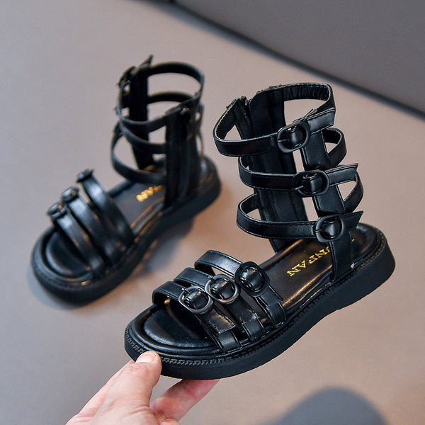 Нов модел детски кожени сандали с каишки -бял и черен цвят