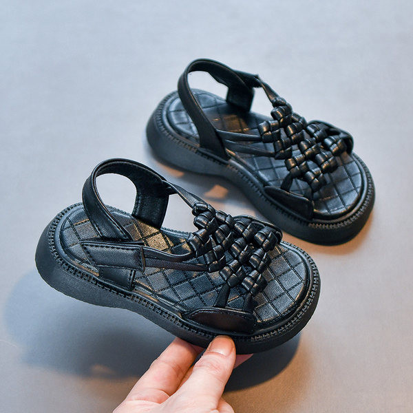 Детски сандали с кръстосани каишки от еко кожа