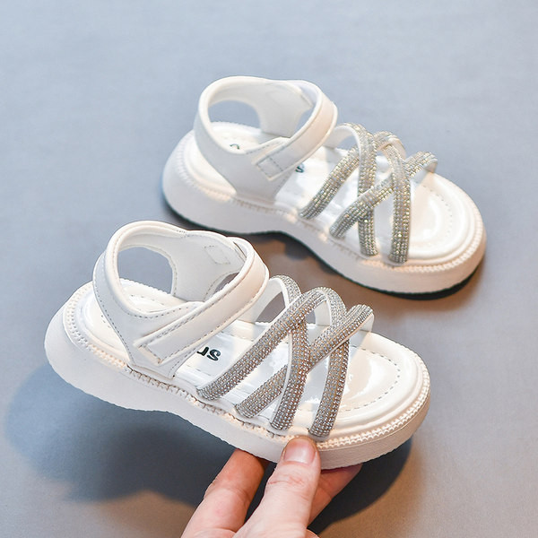 Детски сандали с камъни в бял и черен цвят 