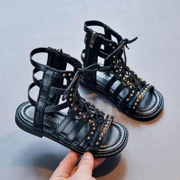 Детски сандали с връзки и закопчаване с цип