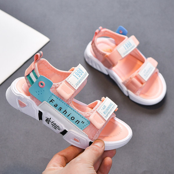 Детски сандали с лепенка в три цвята 