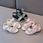 Детски сандали с панделка и лъскав ефект