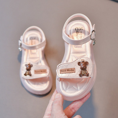 Сандали за момичета с декорация мече