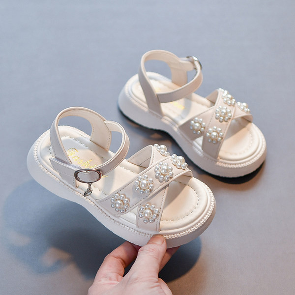 Нов модел детски кожени сандали с перли