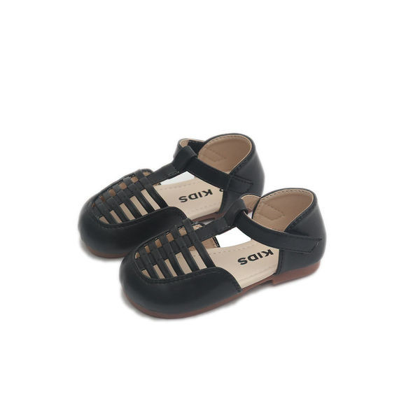 Затворени кожени сандали за момичета с велкро закопчаване 