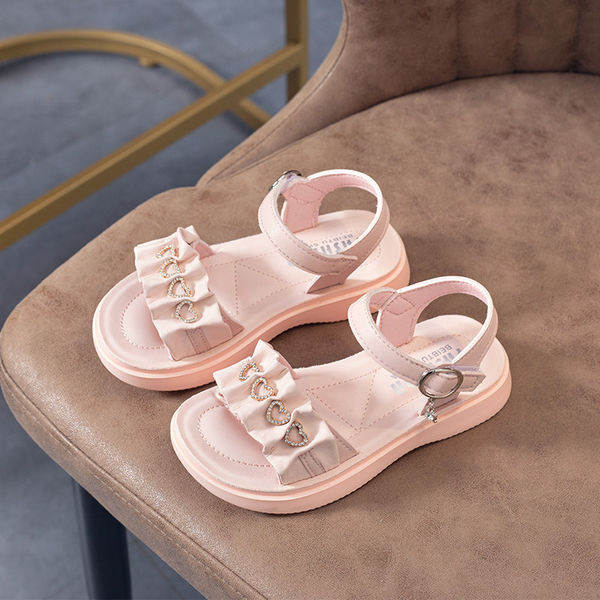 Детски сандали с метална декорация в три цвята