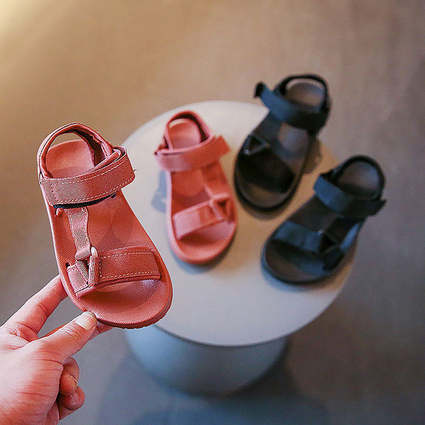 Ежедневни детски сандали с велкро закопчаване