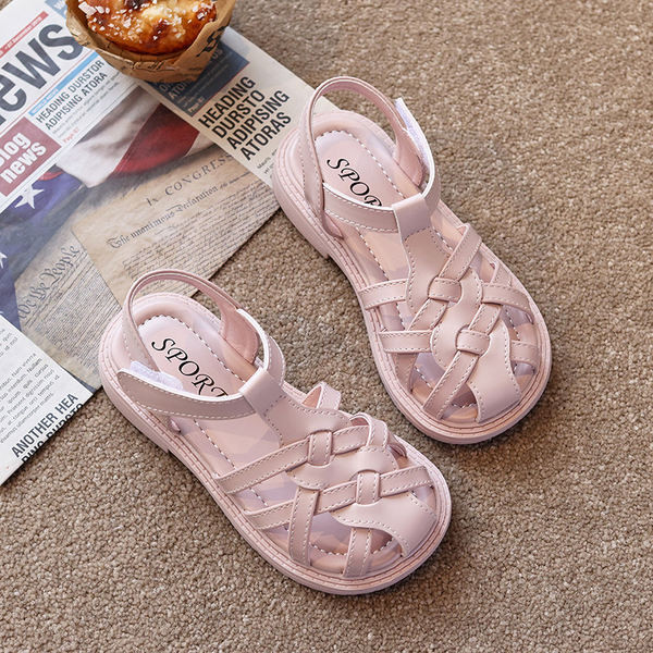 Детски сандали с кръстосани каишки от еко  кожа