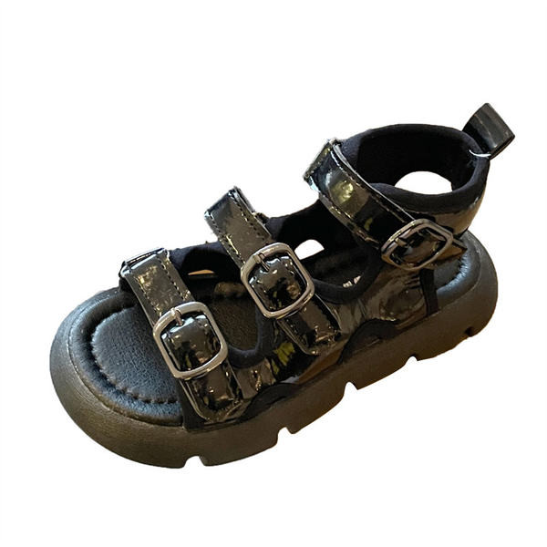 Детски сандали в бял и черен цвят 