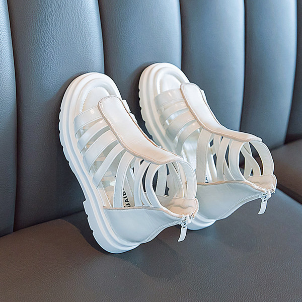 Детски кожени сандали с цип в два цвята