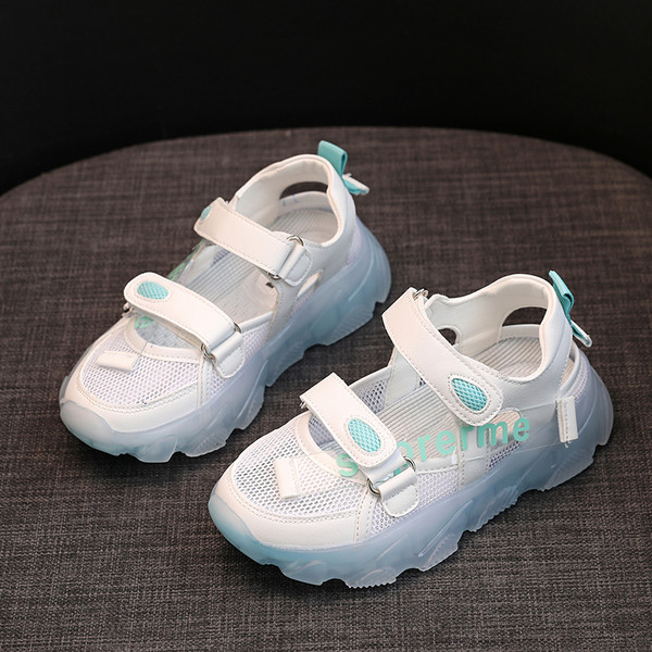 Ежедневни детски сандали с мрежи и велкро закопчаване
