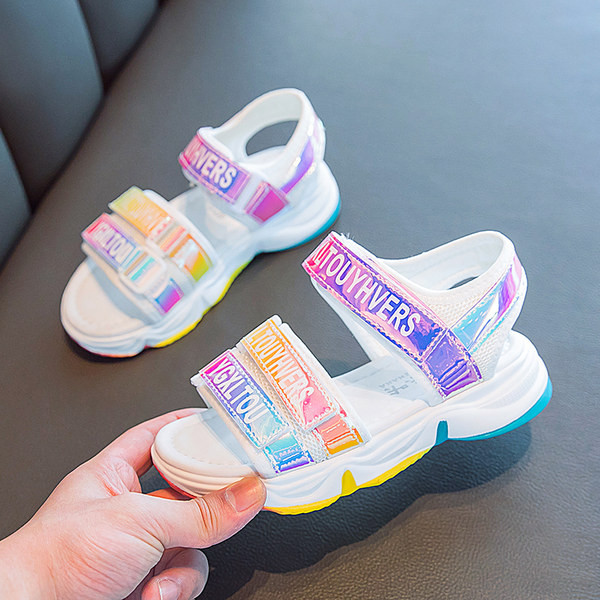 Детски сандали с надпис в няколко цвята