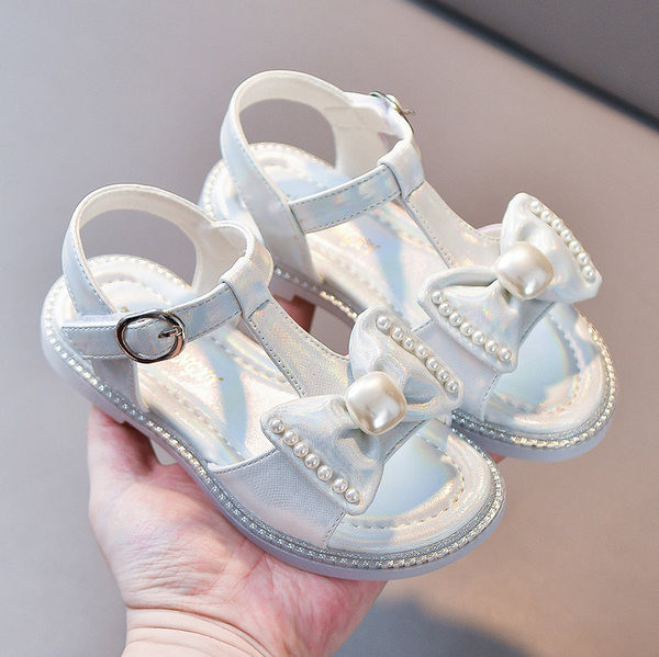 Сандали за момиче с панделка и перли