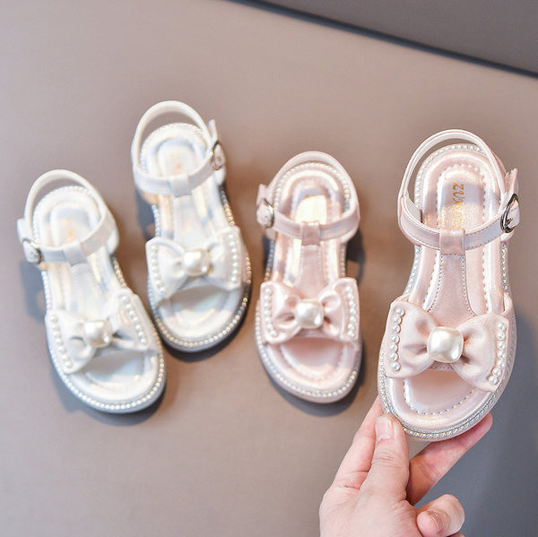Сандали за момиче с панделка и перли