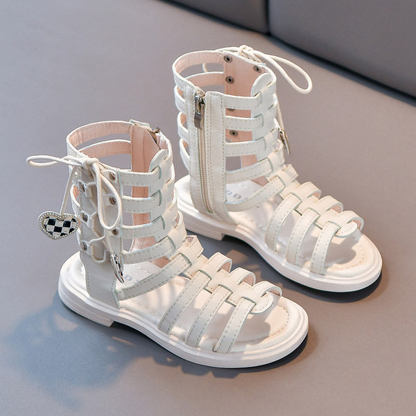 Модерни сандали за момичета в римски стил