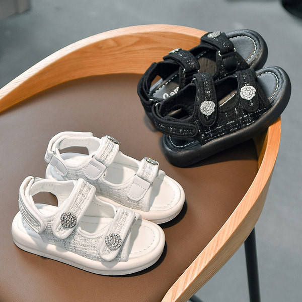 Текстилни сандали за момичета с декоративни камъни