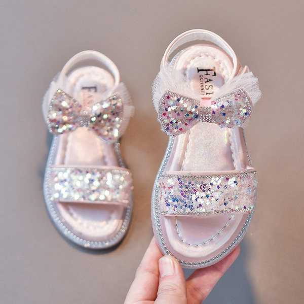 Модерни детски сандали за момичета с пайети