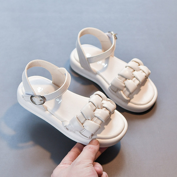 Детски сандали от изкуствена кожа в два цвята