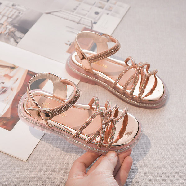 Детски сандали с камъни в златист и бял цвят 