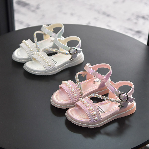 Летни сандали за момичета с равна подметка и декорация перли и камъни