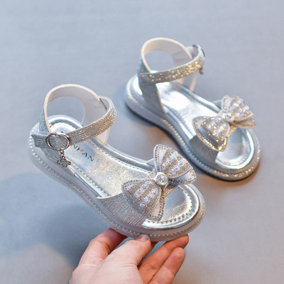 Модерни детски сандали с панделка