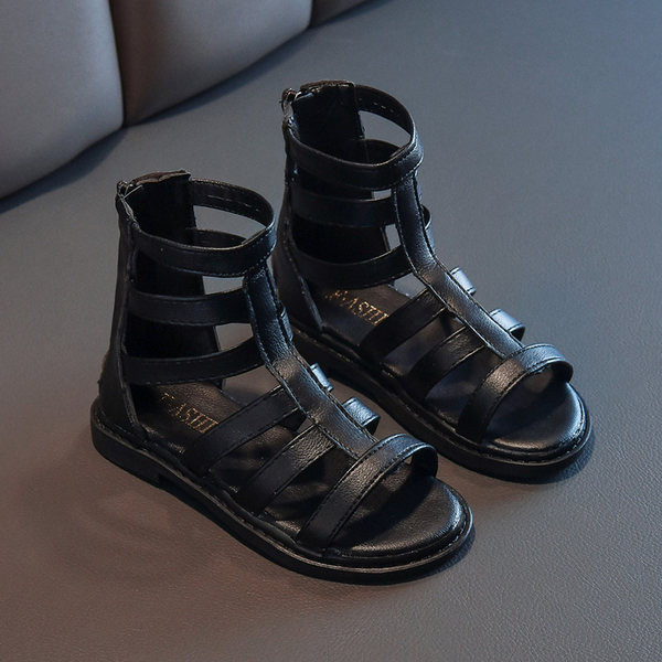 Нов модел детски кожени сандали с цип