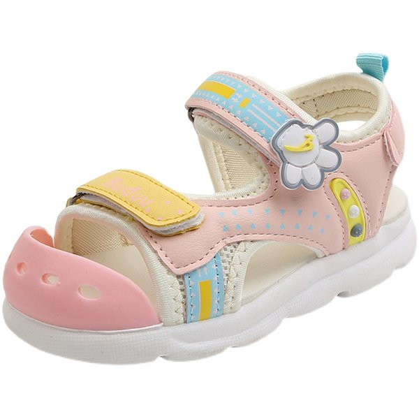 Детски сандали с неплъзгаща се подметка