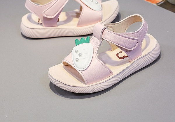 Детски кожени сандали с апликация за момичета