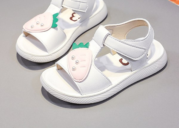 Детски кожени сандали с апликация за момичета