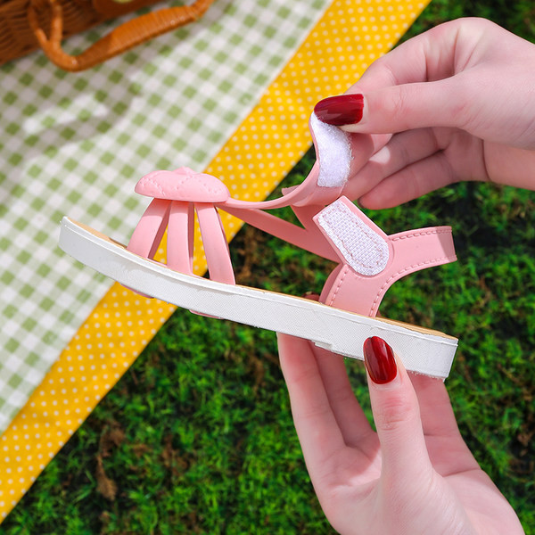 Летни детски сандали с велкро закопчаване и 3D елемент