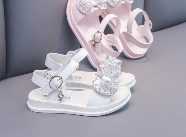 Нов модел детски сандали с декоративни камъни за момичета 