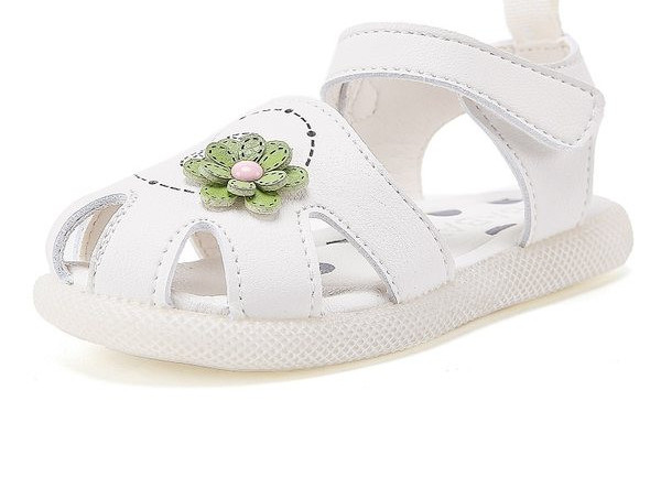 Модерни детски сандали от еко кожа -бял и розов цвят