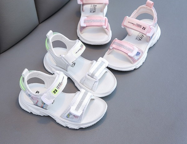 Детски сандали с велкро лепенки с лъскав ефект